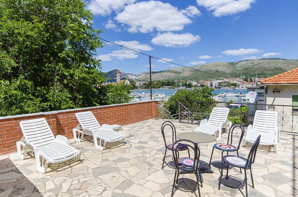 Apartments&Rooms Iva Trogir Buitenkant foto