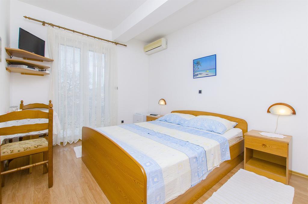 Apartments&Rooms Iva Trogir Buitenkant foto
