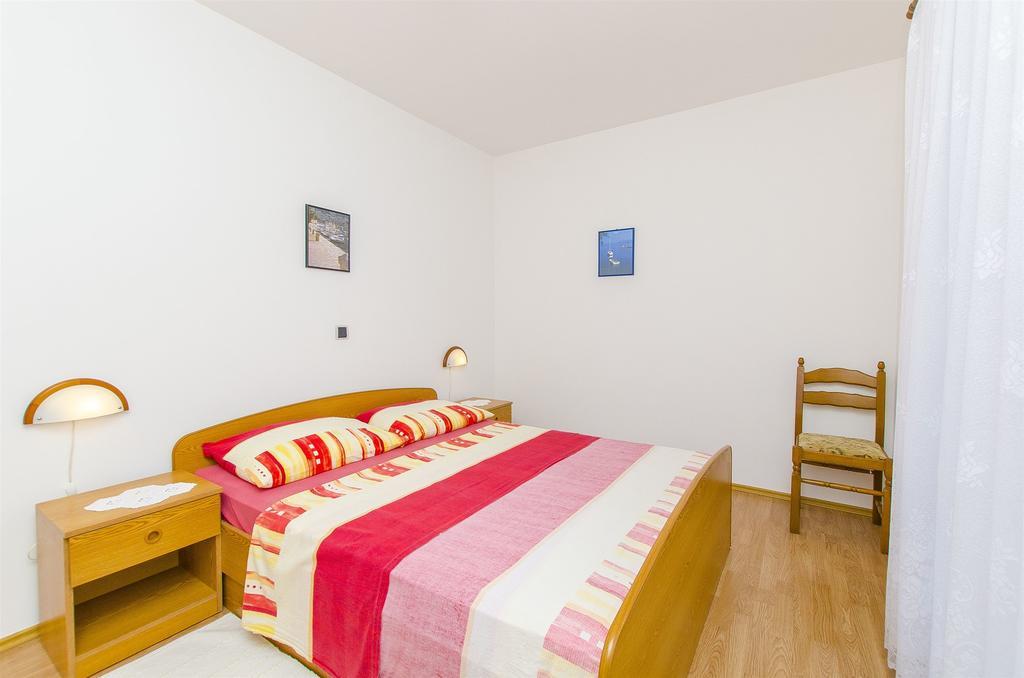 Apartments&Rooms Iva Trogir Buitenkant foto