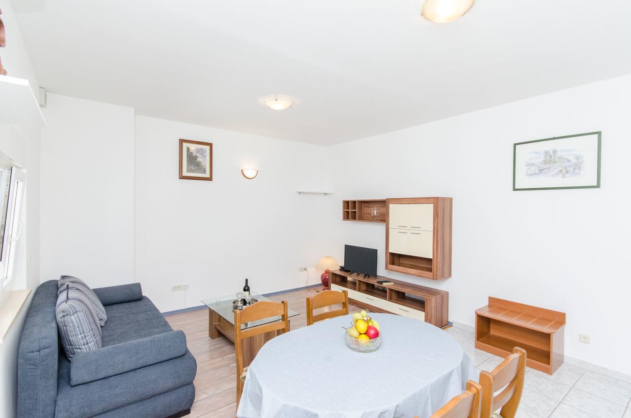 Apartments&Rooms Iva Trogir Buitenkant foto