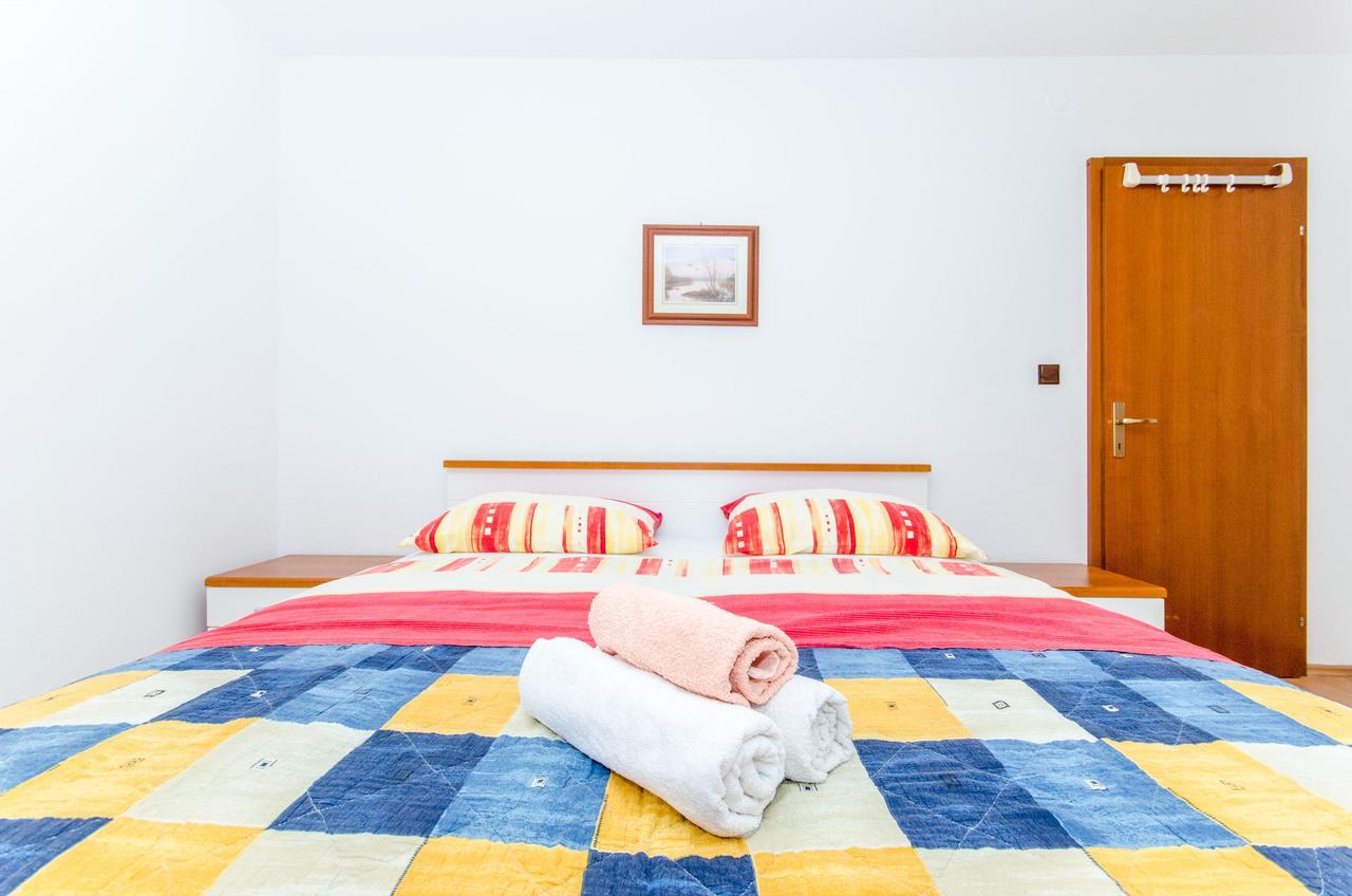 Apartments&Rooms Iva Trogir Buitenkant foto